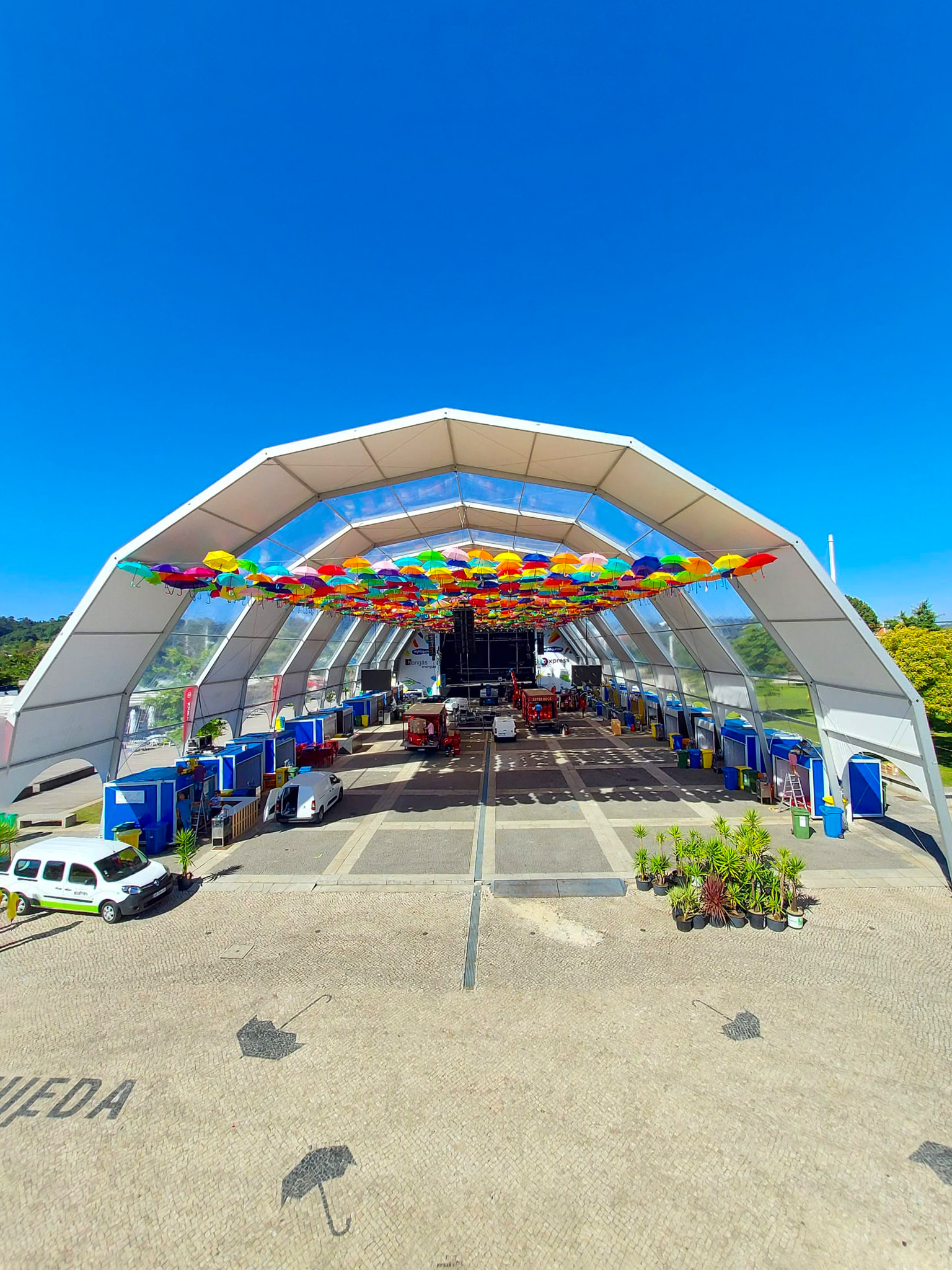 Tenda Igloo Poligonal para Evento Agitágueda