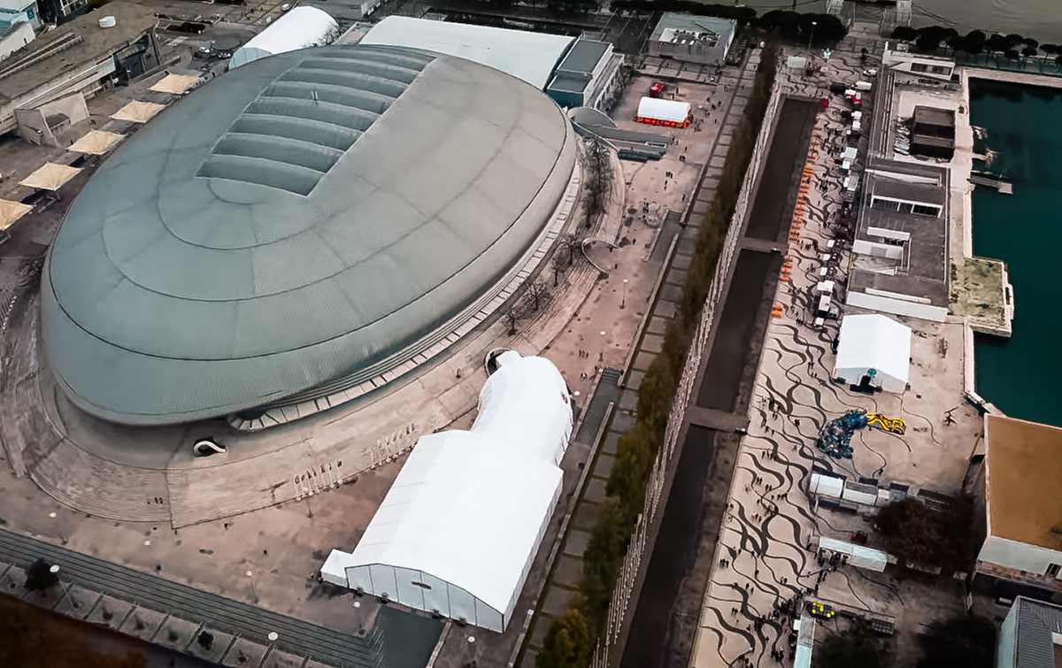 Fotografia aérea das tendas para a Comic Con Portugal
